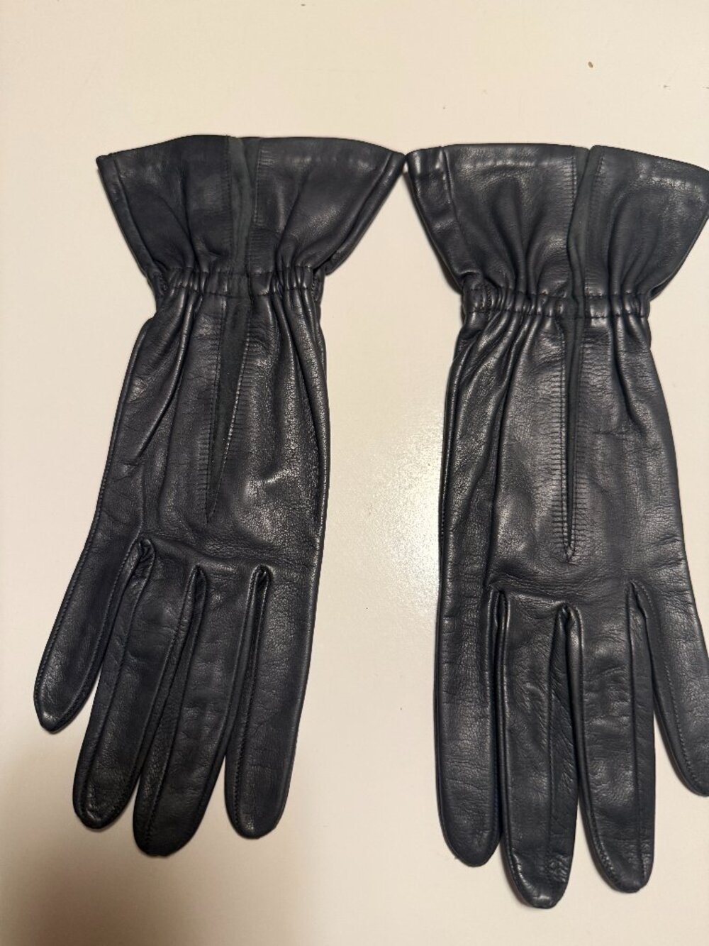 Women's Genuine High Quality Leather Gloves Silk Lined Dark Gray Size 6.5 NEW